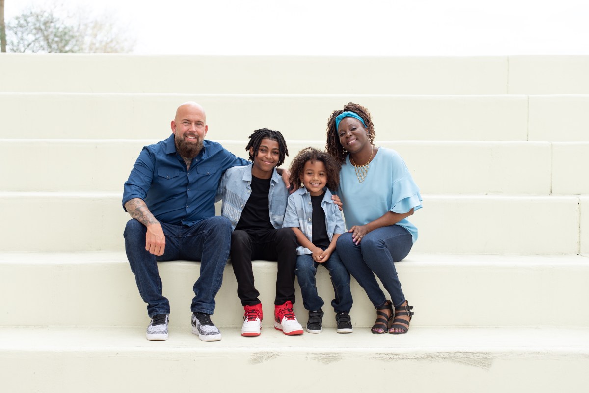 rec9IjTihbYVE4U5C_Shellon Perry _075.jpg